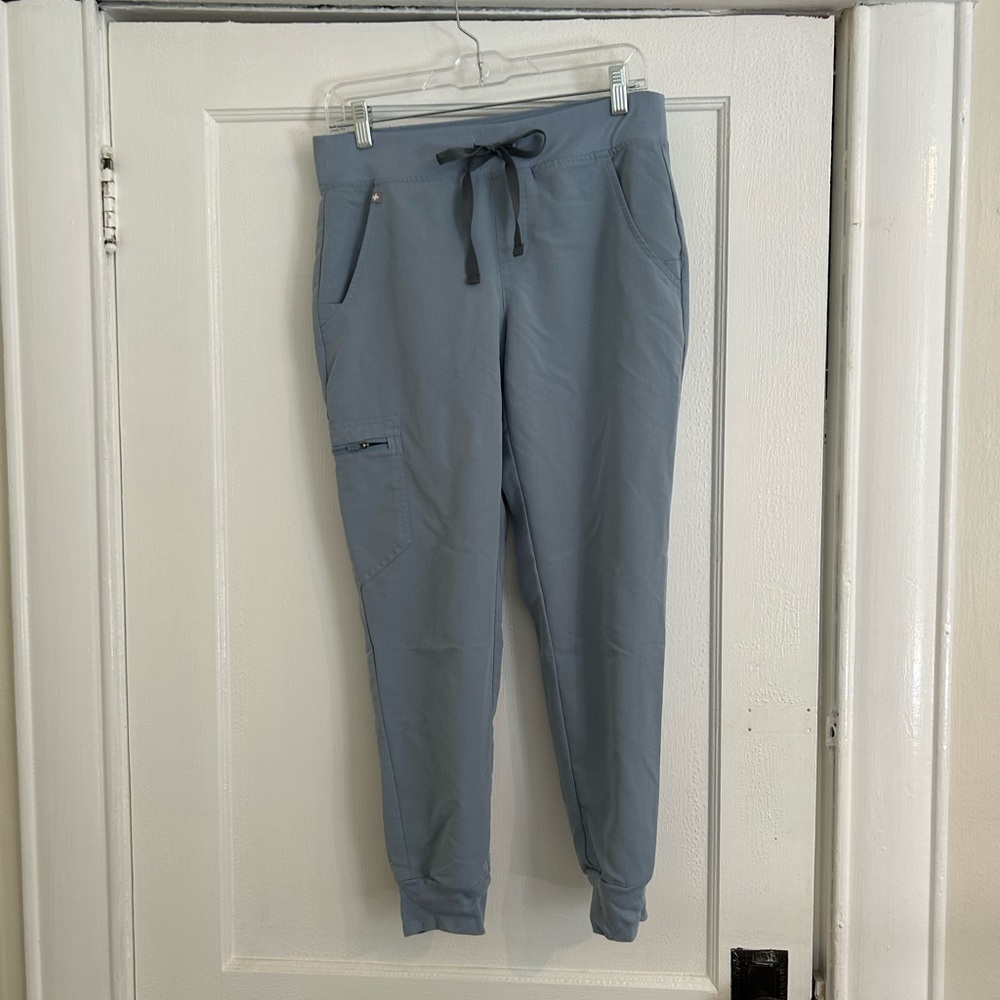 Figs dusty blue jogger size small petite